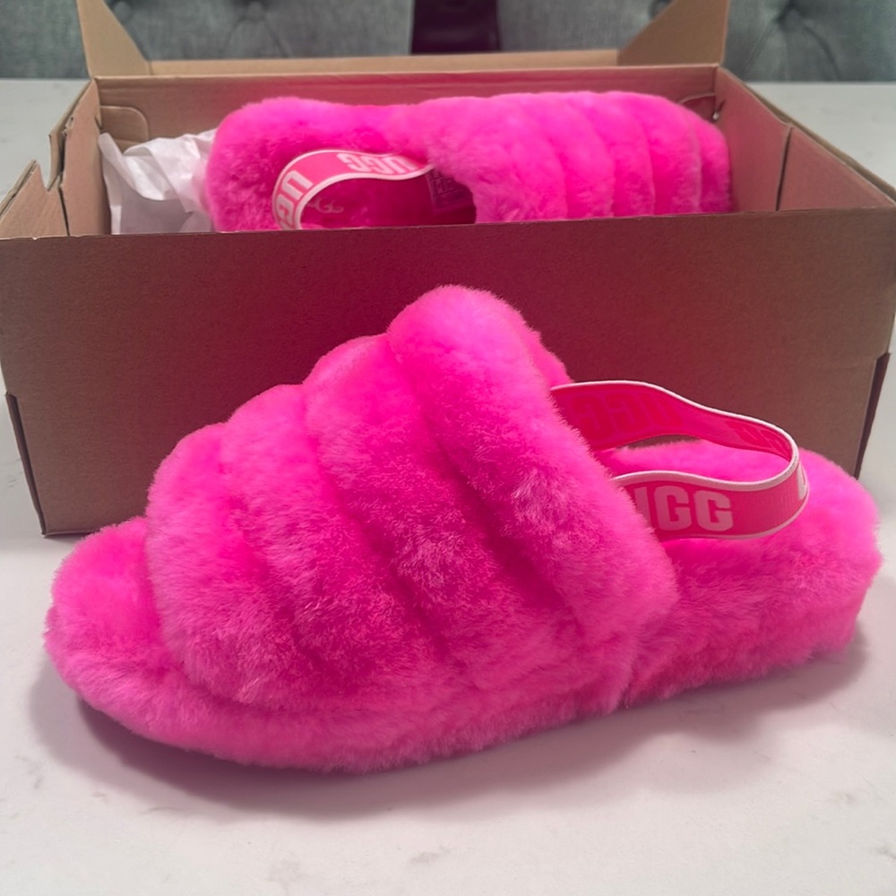 New Uggs slides